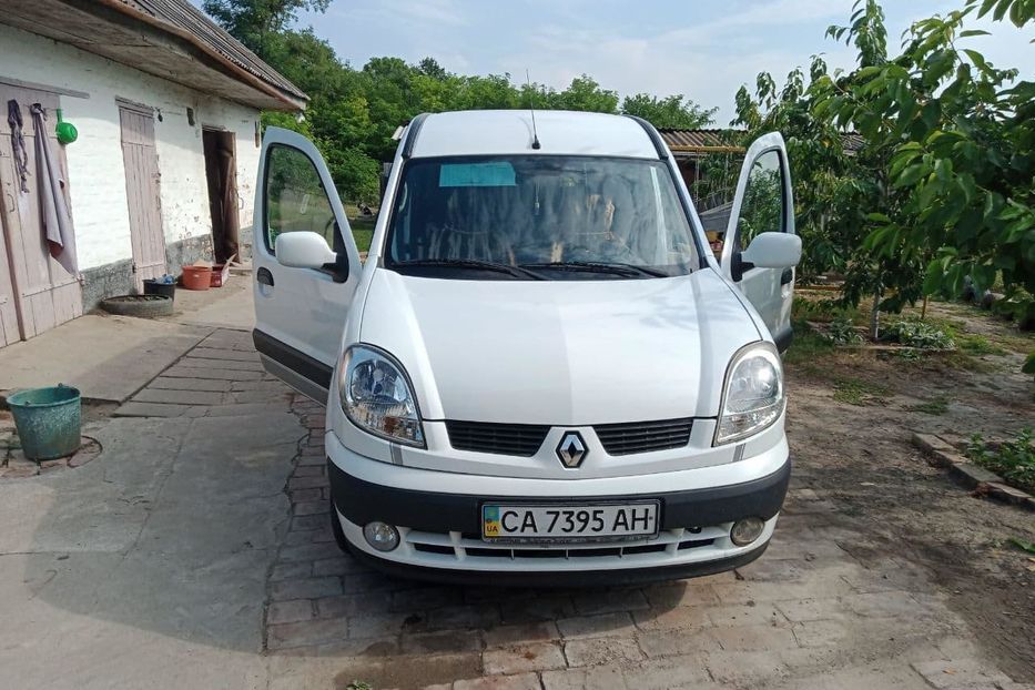 Продам Renault Kangoo пасс. 2003 года в г. Шпола, Черкасская область