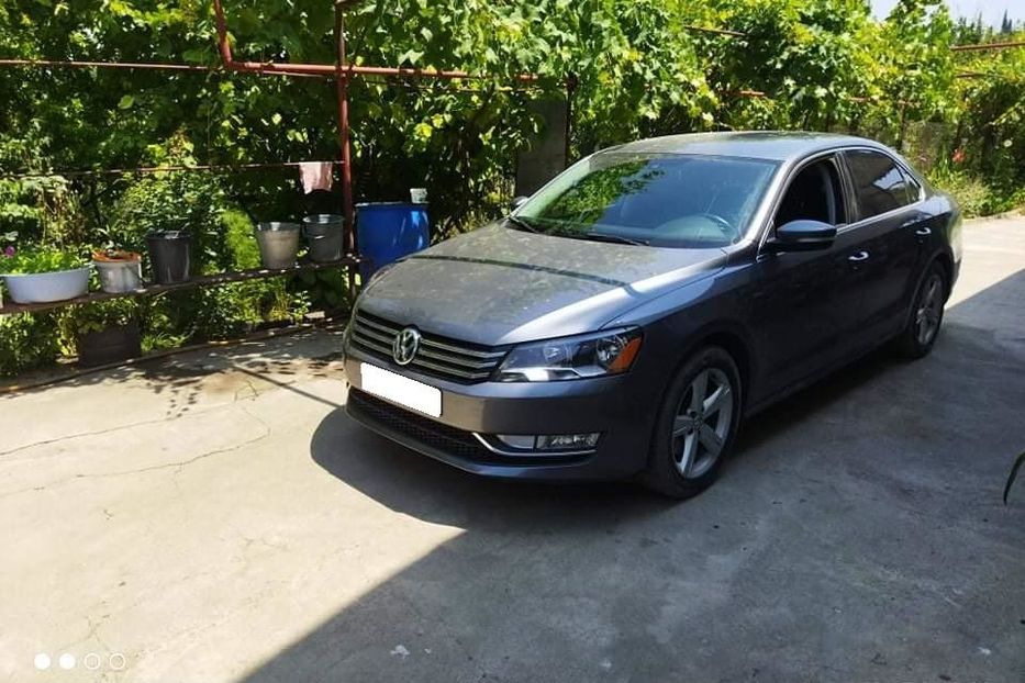 Продам Volkswagen Passat B7 2015 года в Киеве