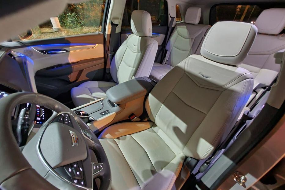 Продам Cadillac XTS XT 5 - Luxury Premium 2018 года в Киеве