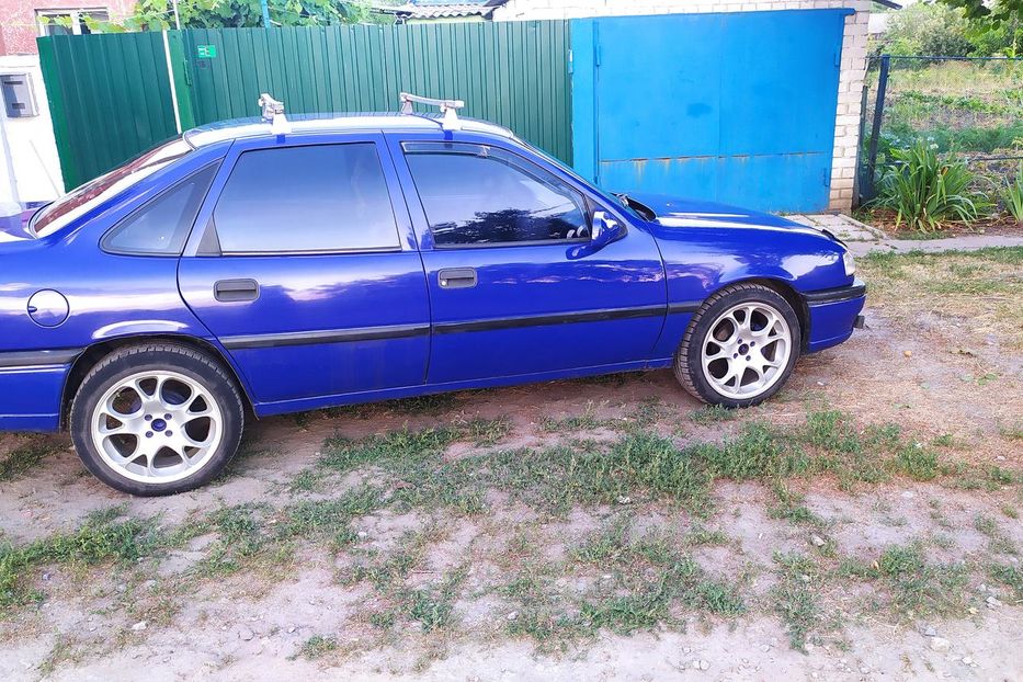 Продам Opel Vectra B 1995 года в г. Змиев, Харьковская область