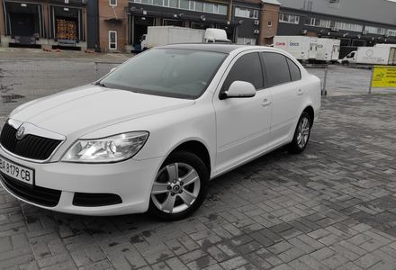 Продам Skoda Octavia A5 2011 года в Днепре