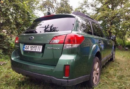 Продам Subaru Outback 2012 года в Киеве