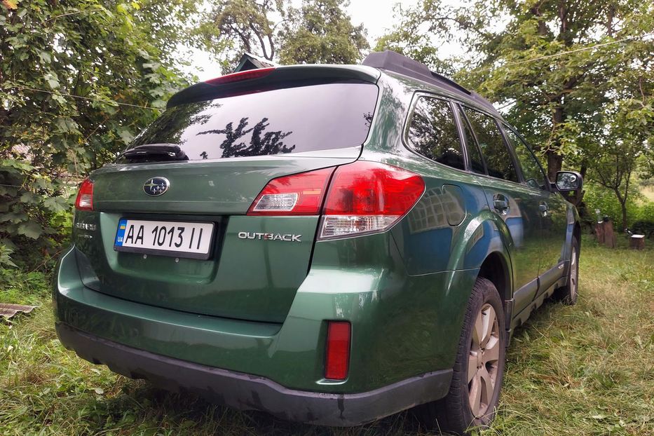 Продам Subaru Outback 2012 года в Киеве