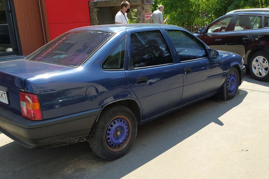 Продам Opel Vectra A 1990 года в Черкассах