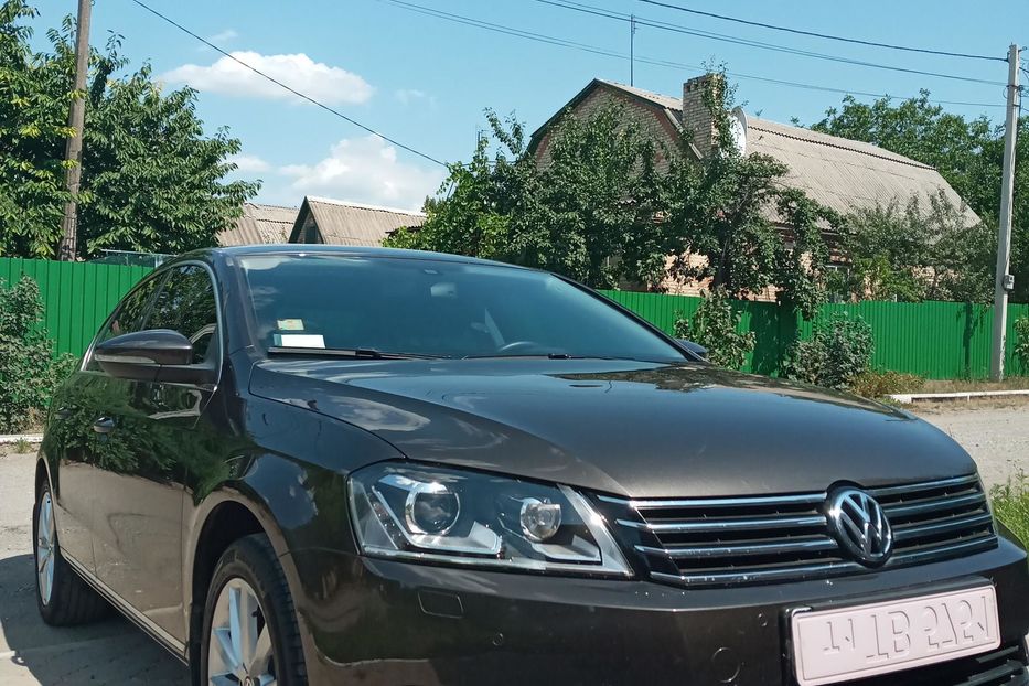 Продам Volkswagen Passat B7 2014 года в Львове