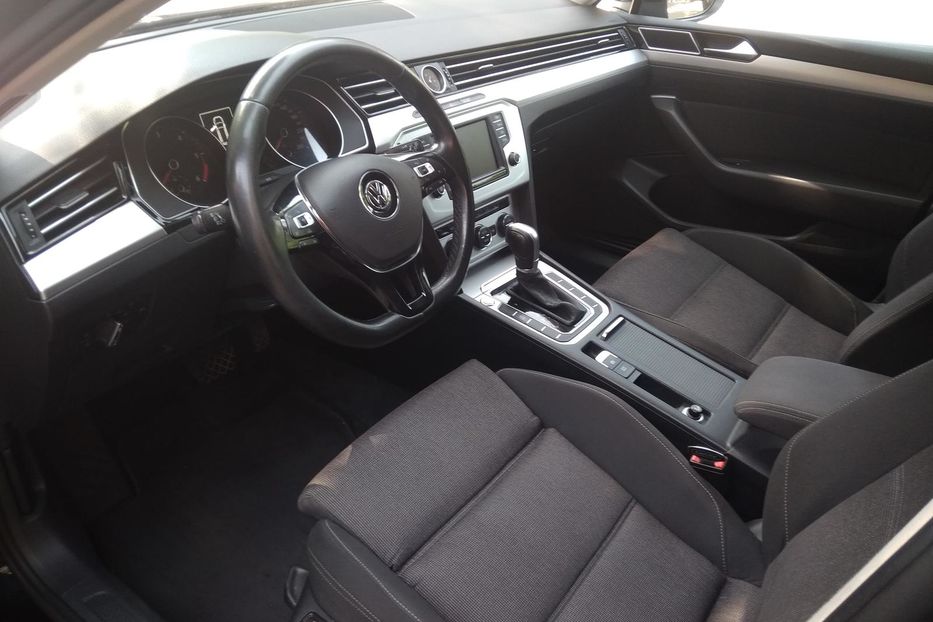 Продам Volkswagen Passat B8 2016 года в г. Трускавец, Львовская область