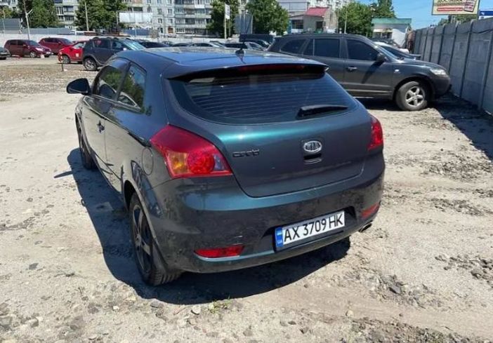 Продам Kia Ceed 2008 года в Харькове