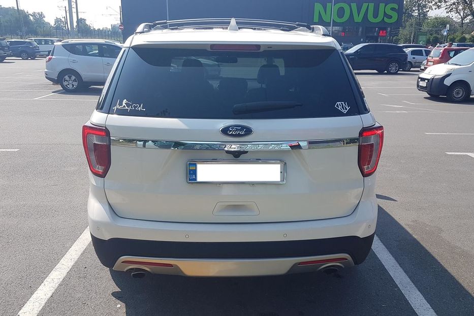 Продам Ford Explorer XLT 2016 года в Киеве