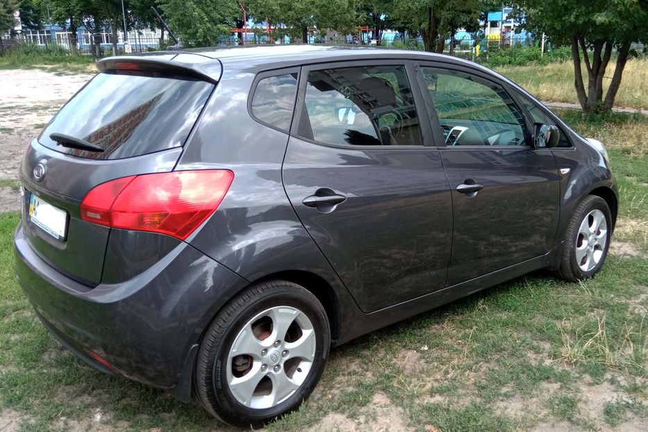 Продам Kia Venga 2012 года в Киеве