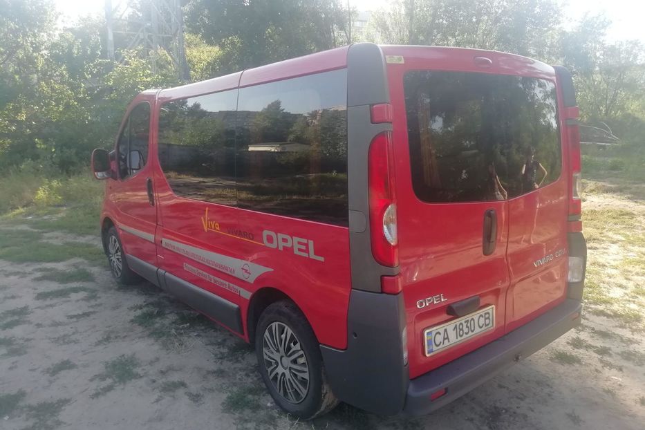 Продам Opel Vivaro пасс. 2006 года в Черкассах