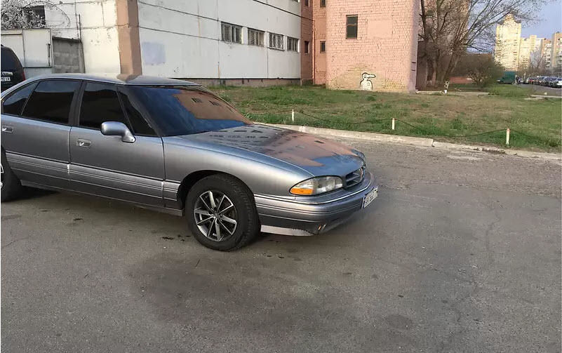 Продам Pontiac Bonneville 1992 года в Киеве