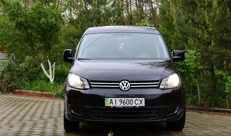 Продам Volkswagen Caddy пасс. 2012 года в г. Любар, Житомирская область