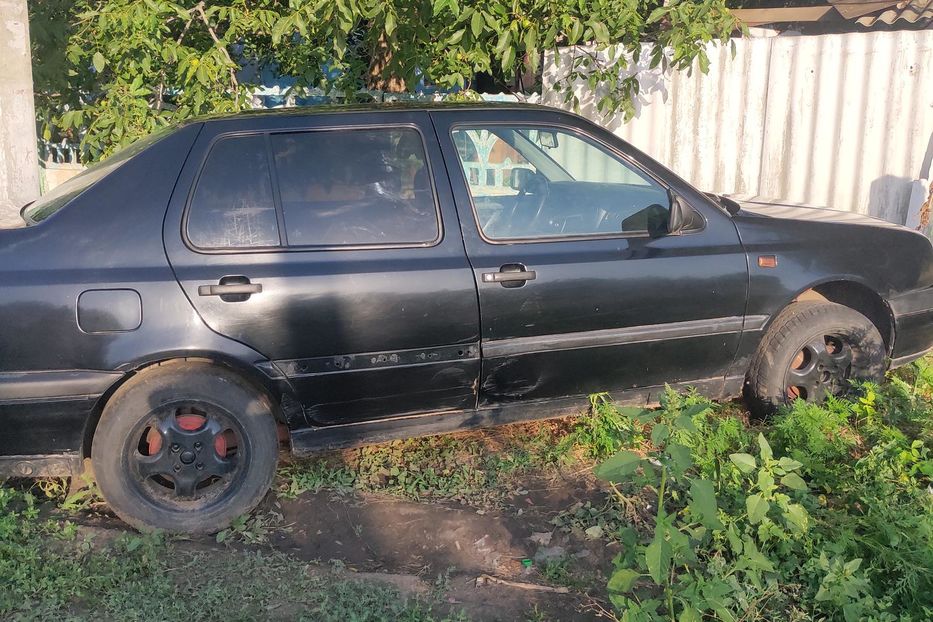 Продам Volkswagen Vento 1992 года в Николаеве