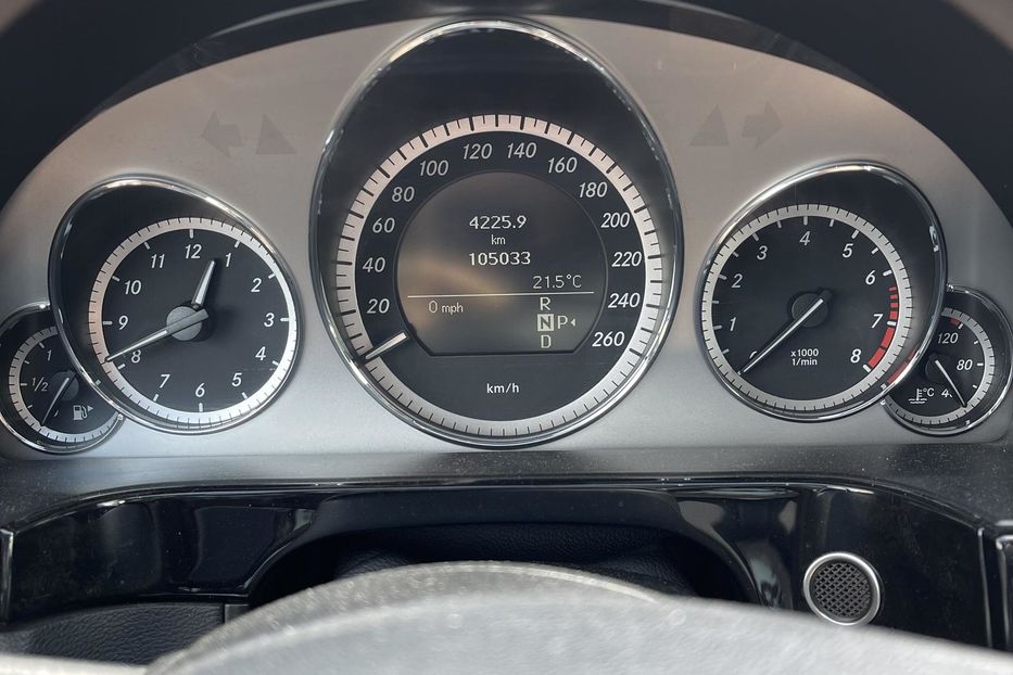 Продам Mercedes-Benz E-Class 2011 года в Киеве