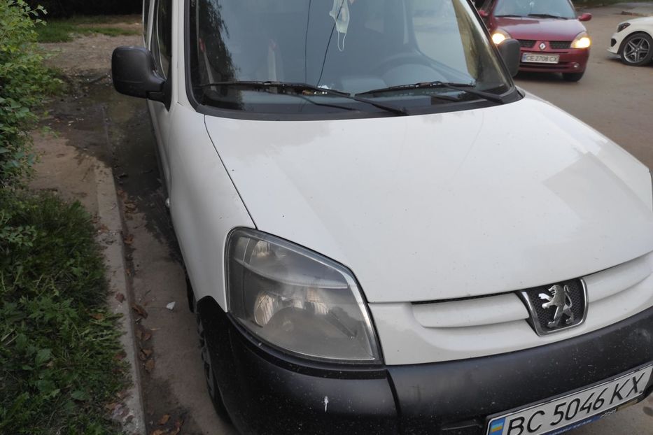 Продам Peugeot Partner пасс. 2006 года в Черновцах