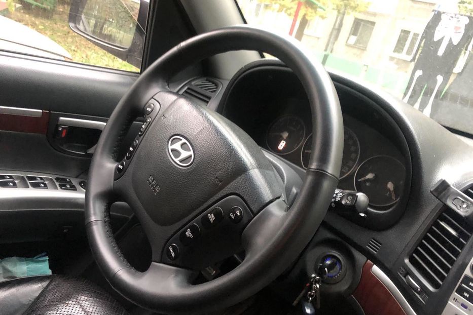 Продам Hyundai Santa FE 2007 года в Запорожье