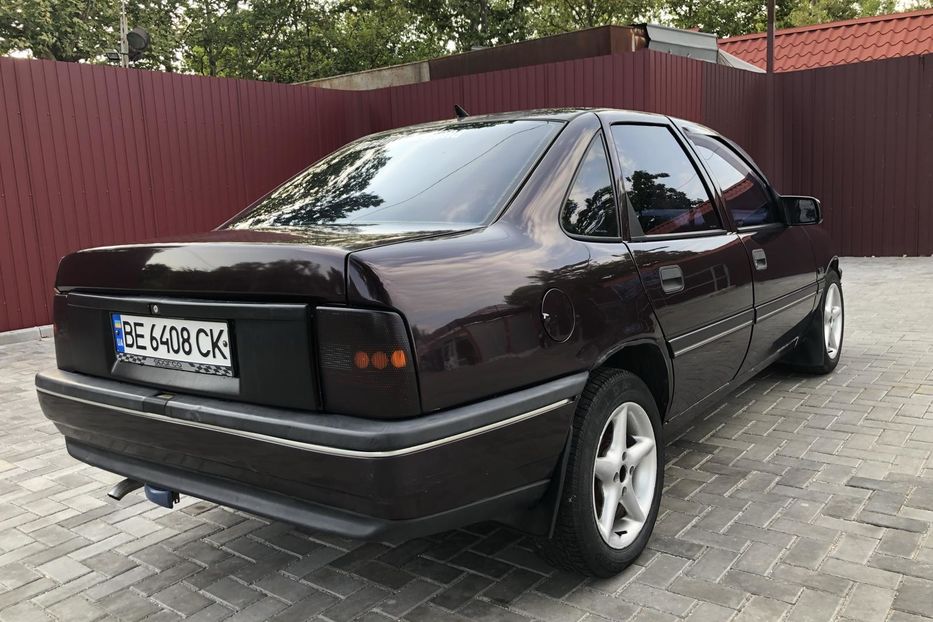 Продам Opel Vectra A 1992 года в Николаеве