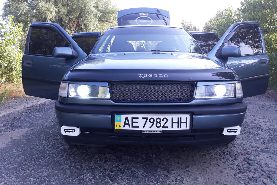 Продам Opel Vectra A 1990 года в г. Павлоград, Днепропетровская область