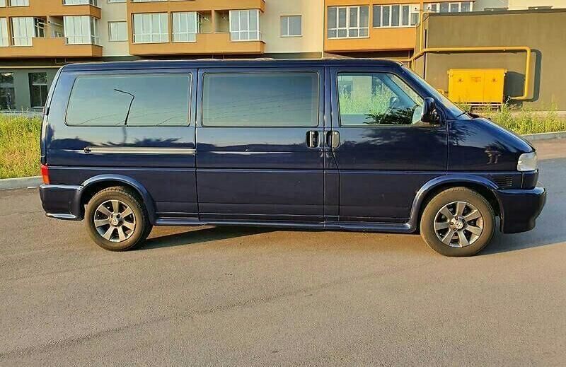 Продам Volkswagen T4 (Transporter) пасс. 2000 года в Киеве