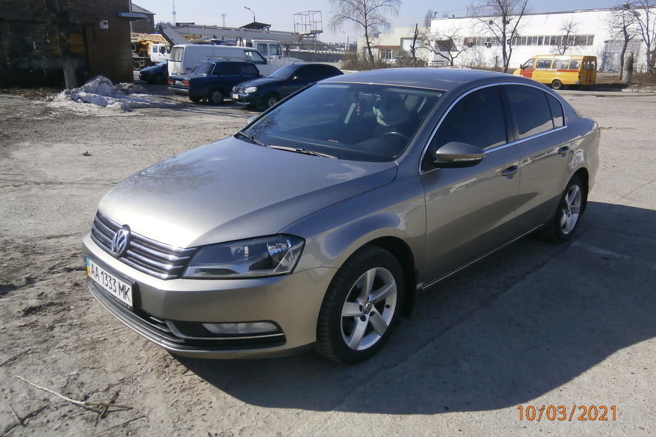 Продам Volkswagen Passat B7 2012 года в Киеве