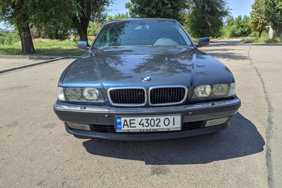 Продам BMW 728 е38 1995 года в г. Кривой Рог, Днепропетровская область