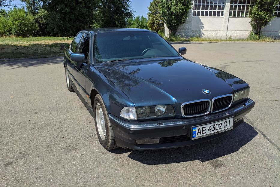 Продам BMW 728 е38 1995 года в г. Кривой Рог, Днепропетровская область