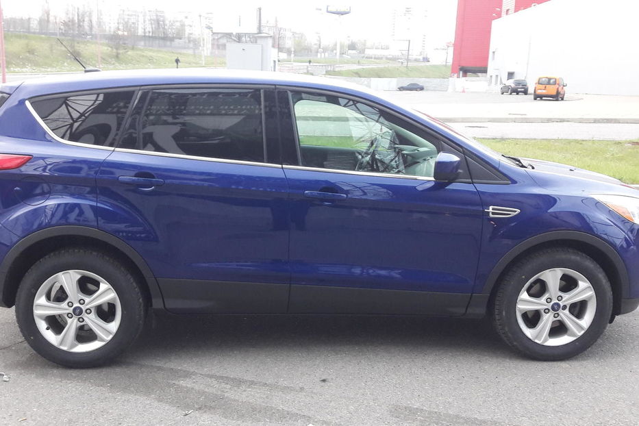 Продам Ford Escape 2012 года в Харькове