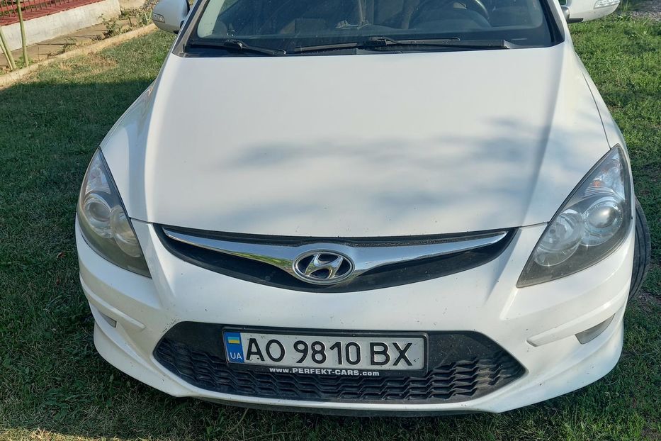 Продам Hyundai i30  2011 года в г. Берегово, Закарпатская область
