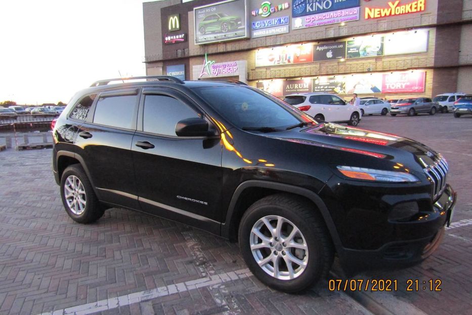 Продам Jeep Cherokee 2015 года в Харькове