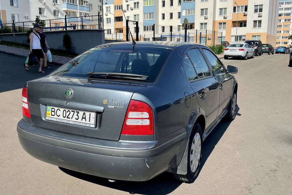 Продам Skoda Octavia Tour 2005 года в Киеве