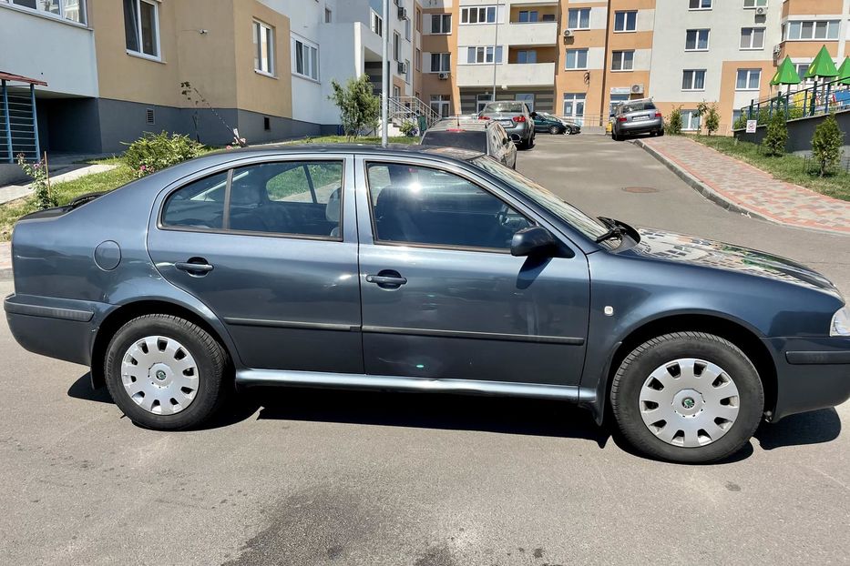 Продам Skoda Octavia Tour 2005 года в Киеве