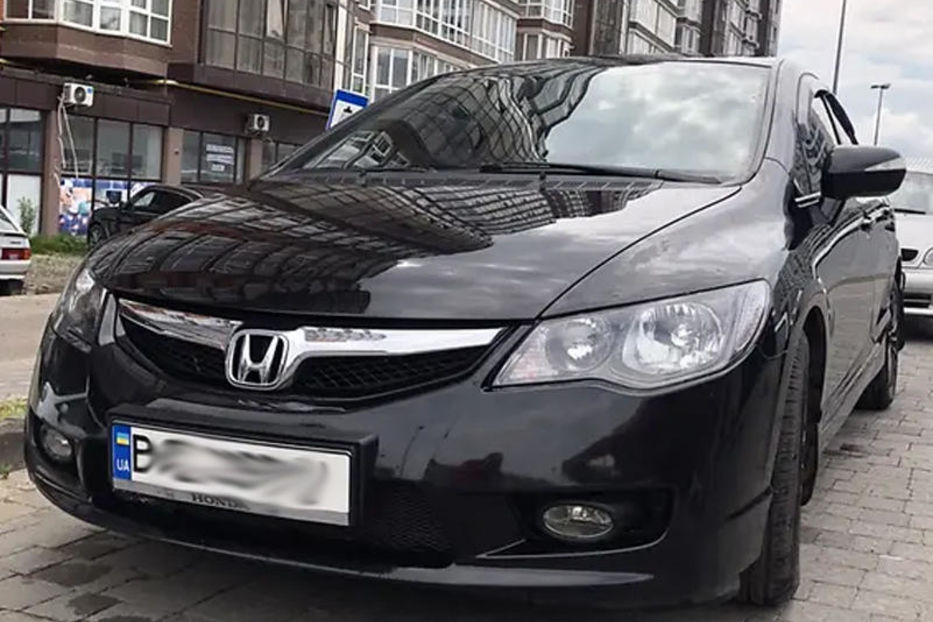 Продам Honda Civic 4D 2011 года в Львове