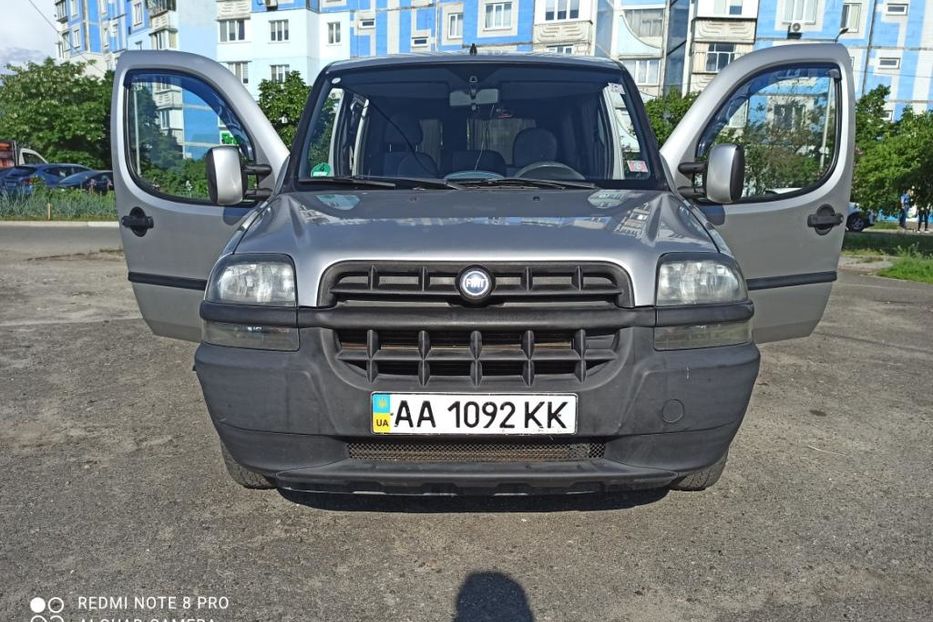 Продам Fiat Doblo пасс. 2006 года в Киеве