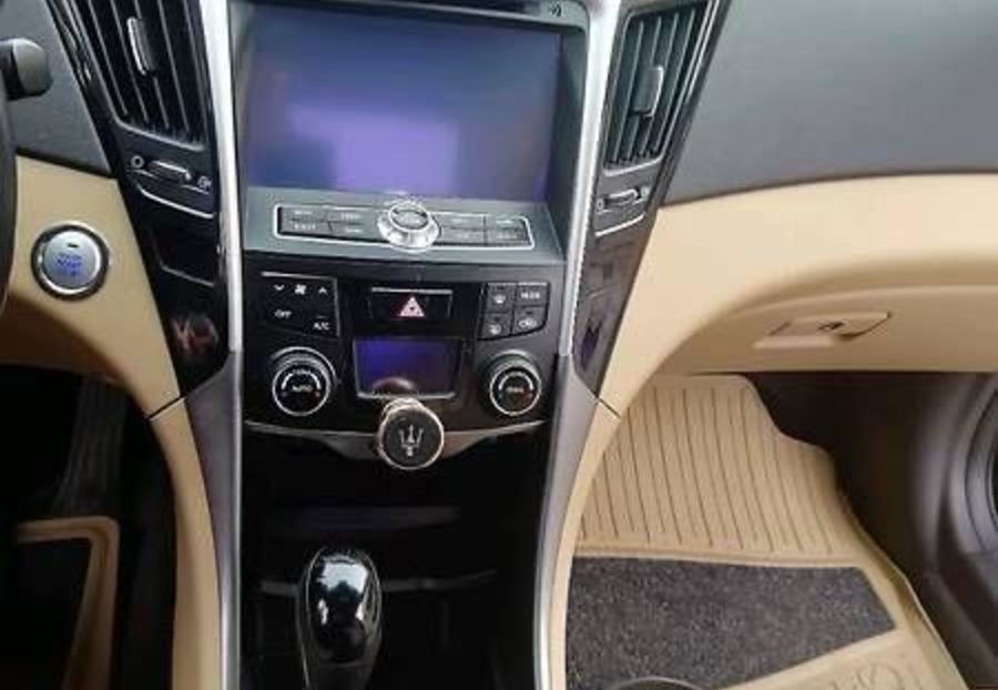 Продам Hyundai Sonata Limited 2013 года в Киеве