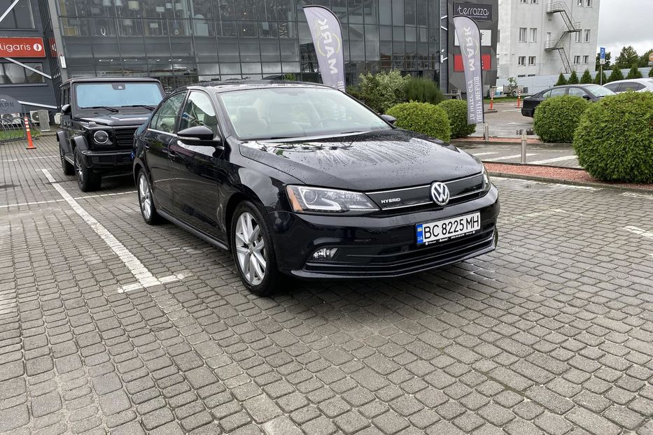 Продам Volkswagen Jetta SEL Premium 2015 года в Львове