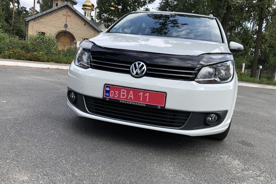 Продам Volkswagen Touran Bluemotion 2014 года в Киеве