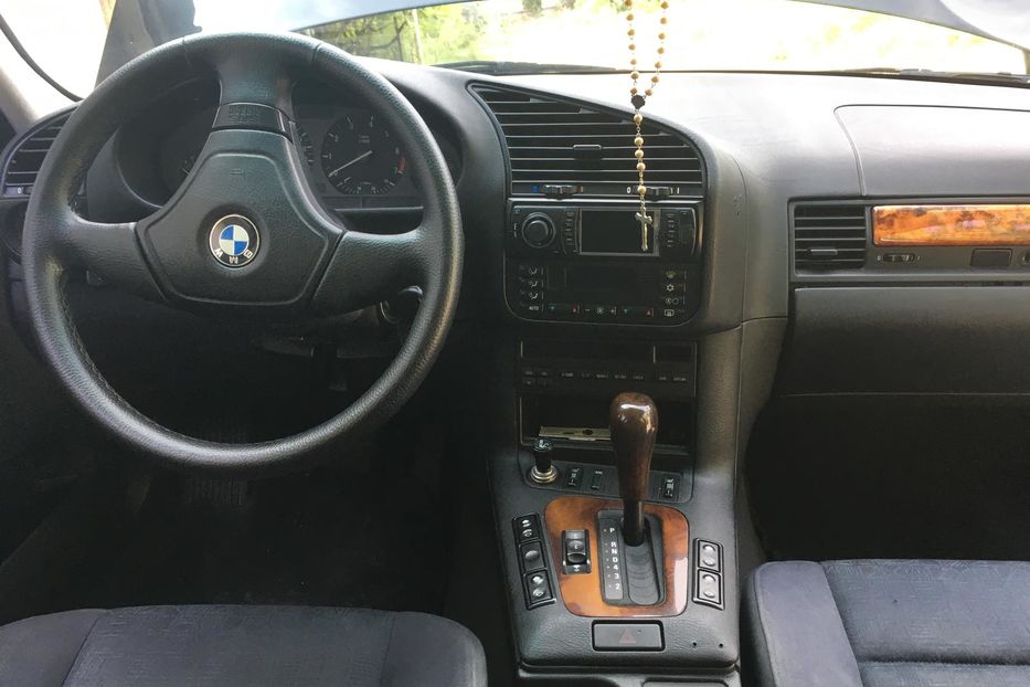 Продам BMW 320 1998 года в Николаеве