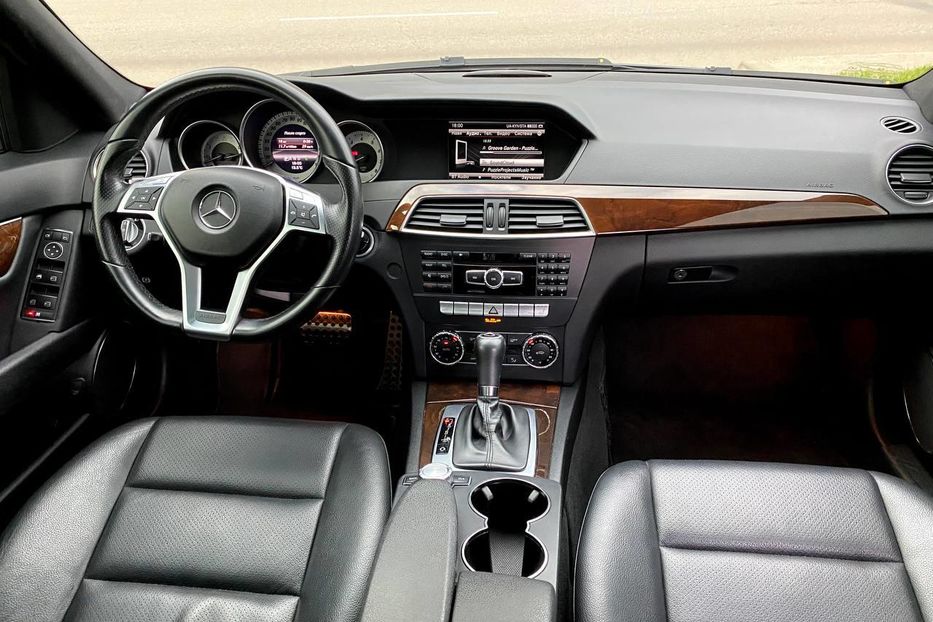 Продам Mercedes-Benz C-Class С300 4matic  2012 года в Днепре