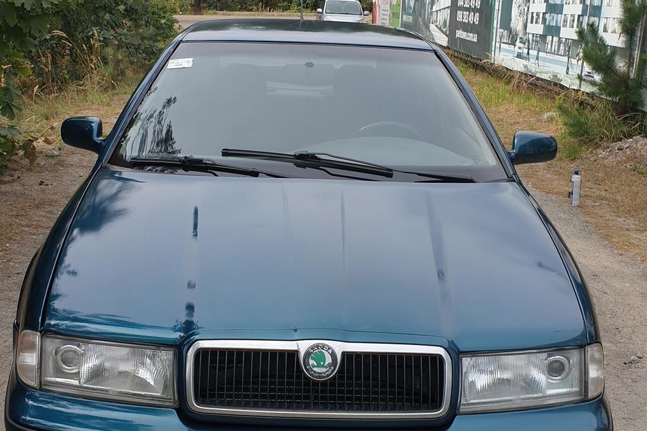 Продам Skoda Octavia GLX (Tour) 1998 года в Киеве