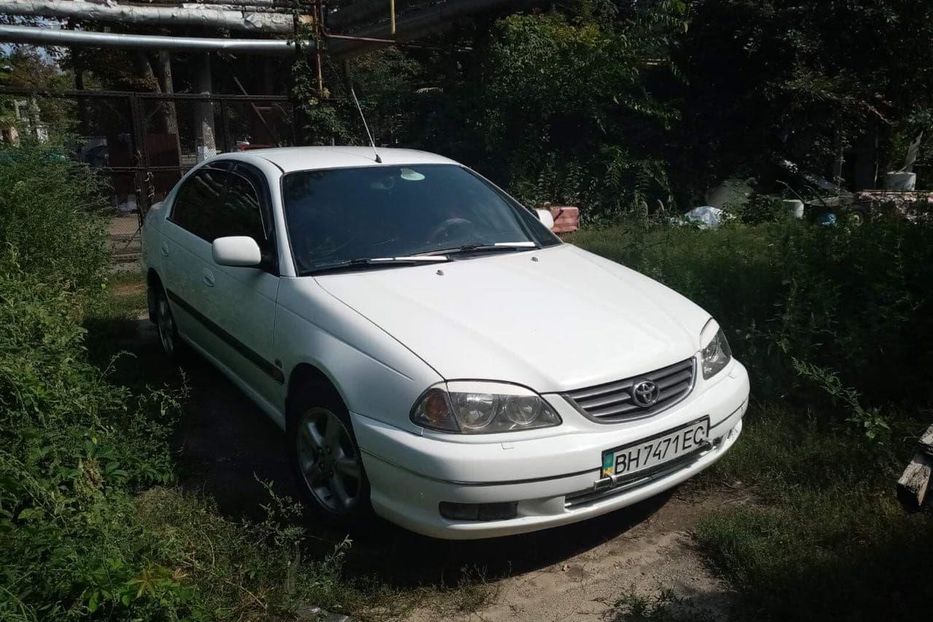 Продам Toyota Avensis 2000 года в Одессе