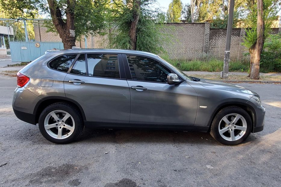 Продам BMW X1 s Drive 18D 2011 года в Запорожье