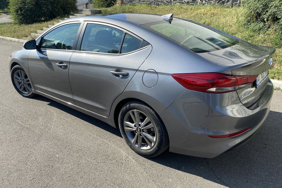 Продам Hyundai Elantra 2018 года в Киеве