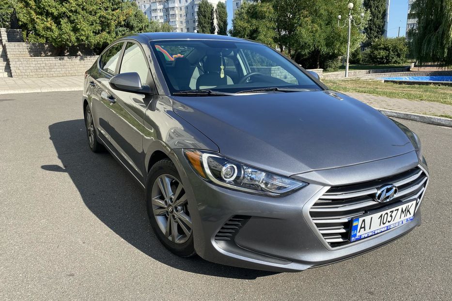 Продам Hyundai Elantra 2018 года в Киеве