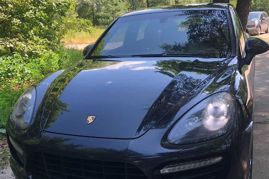 Продам Porsche Cayenne Turbo S 2013 года в Киеве