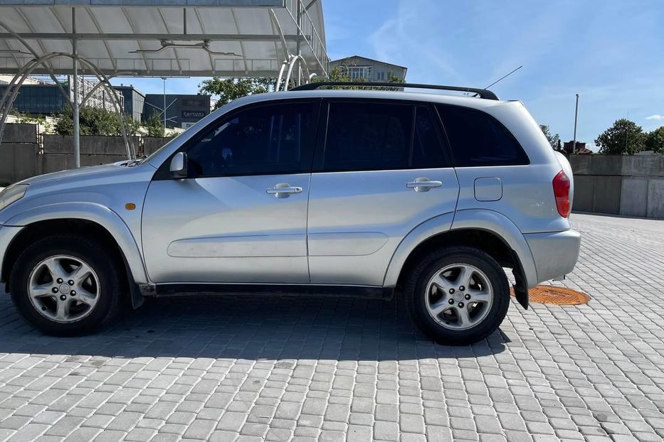 Продам Toyota Rav 4 2002 года в Львове