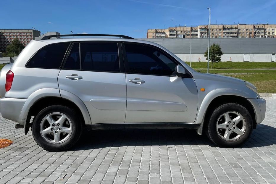 Продам Toyota Rav 4 2002 года в Львове