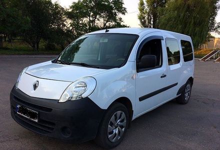 Продам Renault Kangoo пасс. 2012 года в г. Яготин, Киевская область