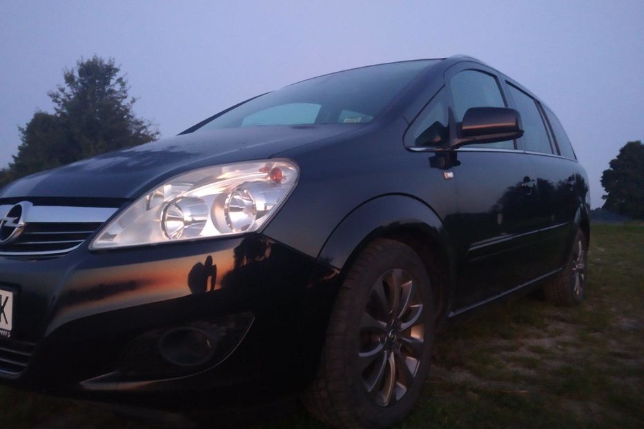 Продам Opel Zafira 2010 года в г. Камень-Каширский, Волынская область