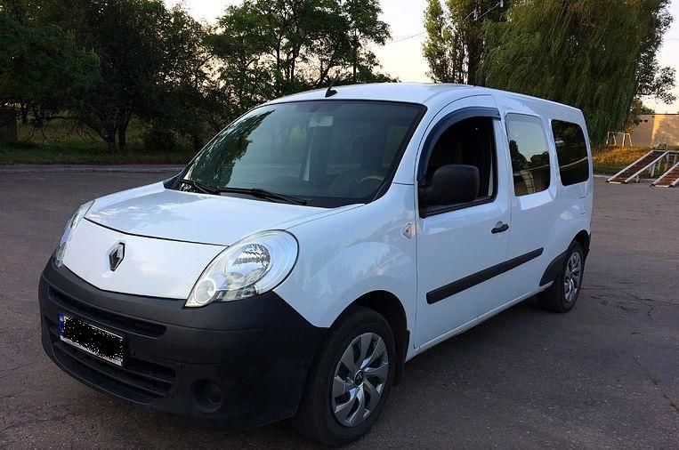 Продам Renault Kangoo пасс. 2012 года в г. Яготин, Киевская область