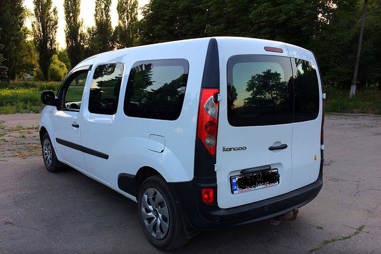 Продам Renault Kangoo пасс. 2012 года в г. Яготин, Киевская область